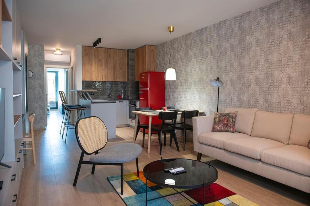 New York: A Spacious Modern Apartment With Parking 소피아 외부 사진